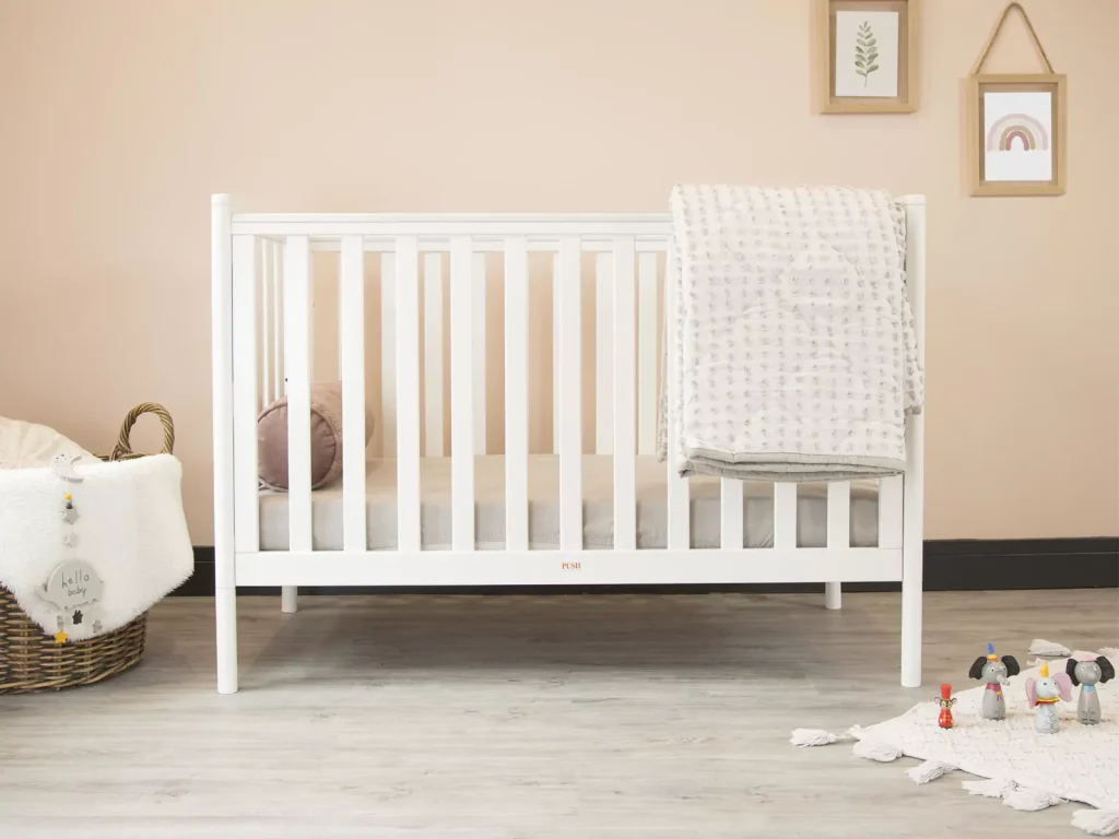 بهترین مدل تخت نوزاد برای اتاق کوچک